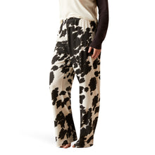 Load image into Gallery viewer, Ariat Womens Cow Pajama Set