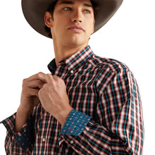 Load image into Gallery viewer, Ariat Mens Wrinkle Free Gatlin Fitted Long Sleeve Shirt