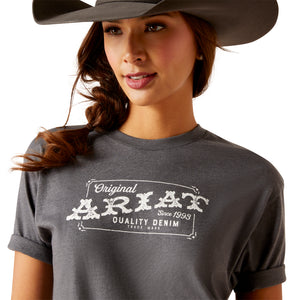 ARIAT WOMENS DENIM LABEL SS TEE TITANIUM