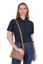 Load image into Gallery viewer, Thomas Cook Womens Cynthia Short Sleeve Shirt