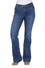 Load image into Gallery viewer, Wrangler Womens Luna Jeans Willow 34 Inch Leg