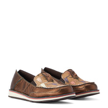 Load image into Gallery viewer, ARIAT WOMENS CRUISER METALLIC BRONZE/PINK STEERHEAD PRINT
