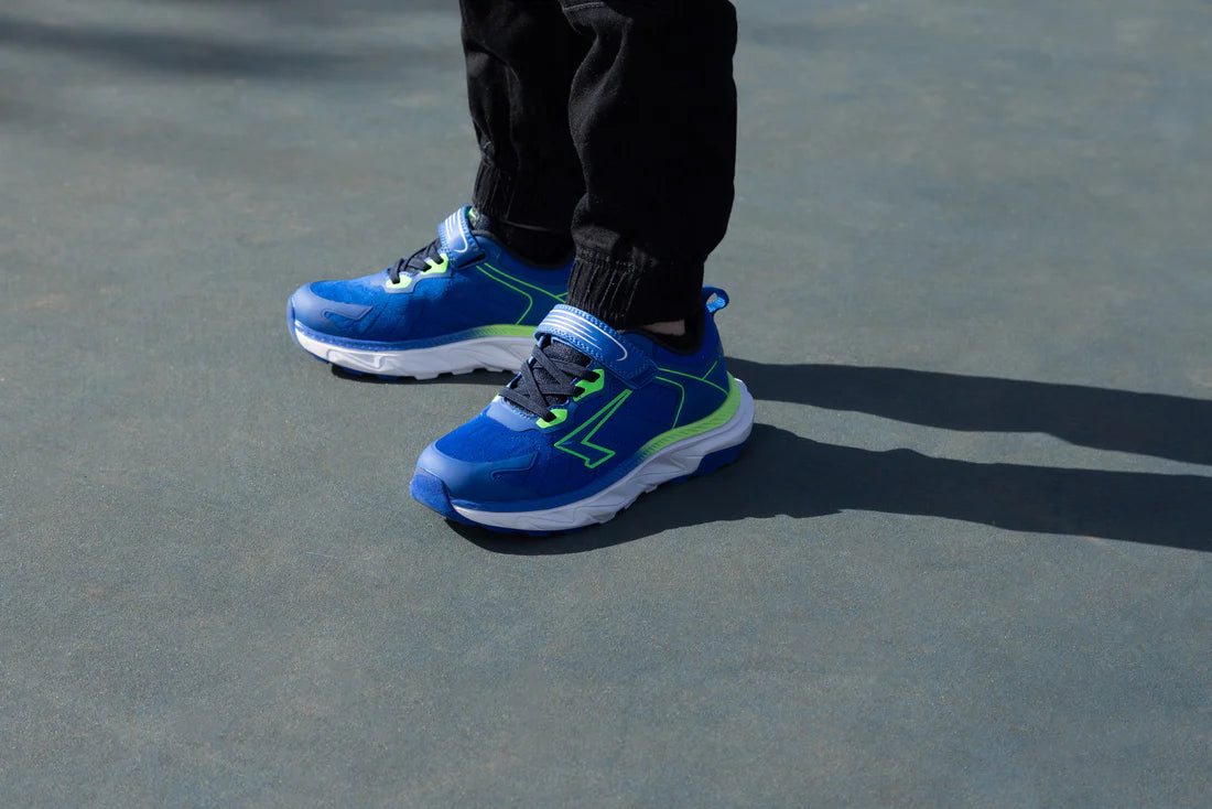 SFIDA Dash Boys Velcro Strap Runner