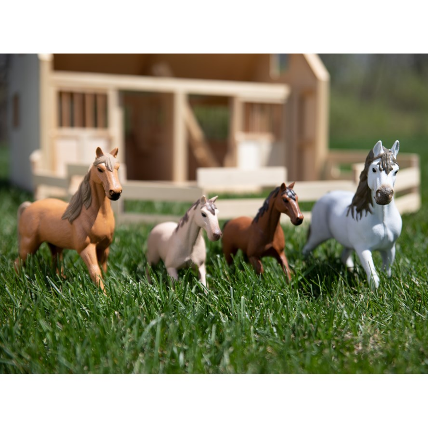Countryside Horse Set (4 pieces)