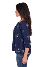 Load image into Gallery viewer, Wrangler Womens Camilla 3/4 Sleeve Blouse