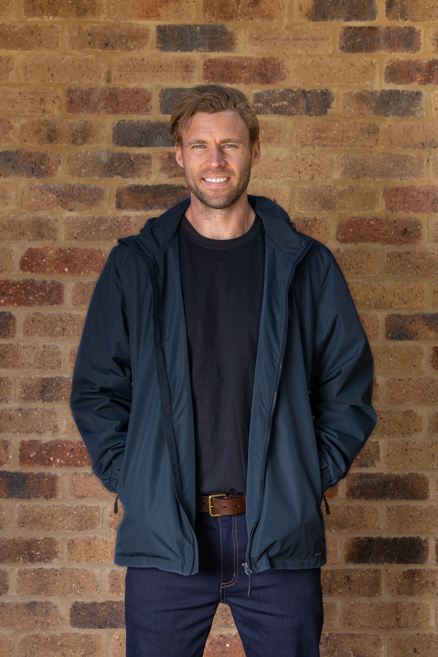THOMAS COOK MENS TRAVELLER WATER PROOF JACKET