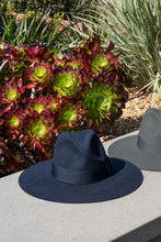 Load image into Gallery viewer, THOMAS COOK AUGUSTA CRUSHABLE WOOL FELT HAT